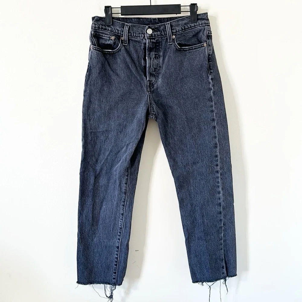 Levi’s 501 Crop Jeans Get Off My Cloud Black Denim Jeans Size 29 - Picture 2 of 12
